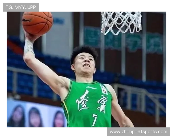 张镇麟一战广东就来劲强硬上篮后秀肌肉庆祝彰显霸气